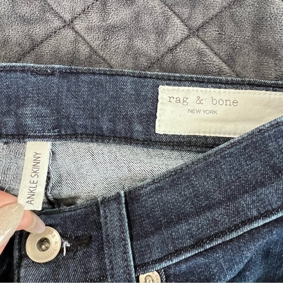 Rag & Bone Jeans Size 24 Ankle Skinny Dark Wash Raw Hem Women DD - Picture 6 of 8